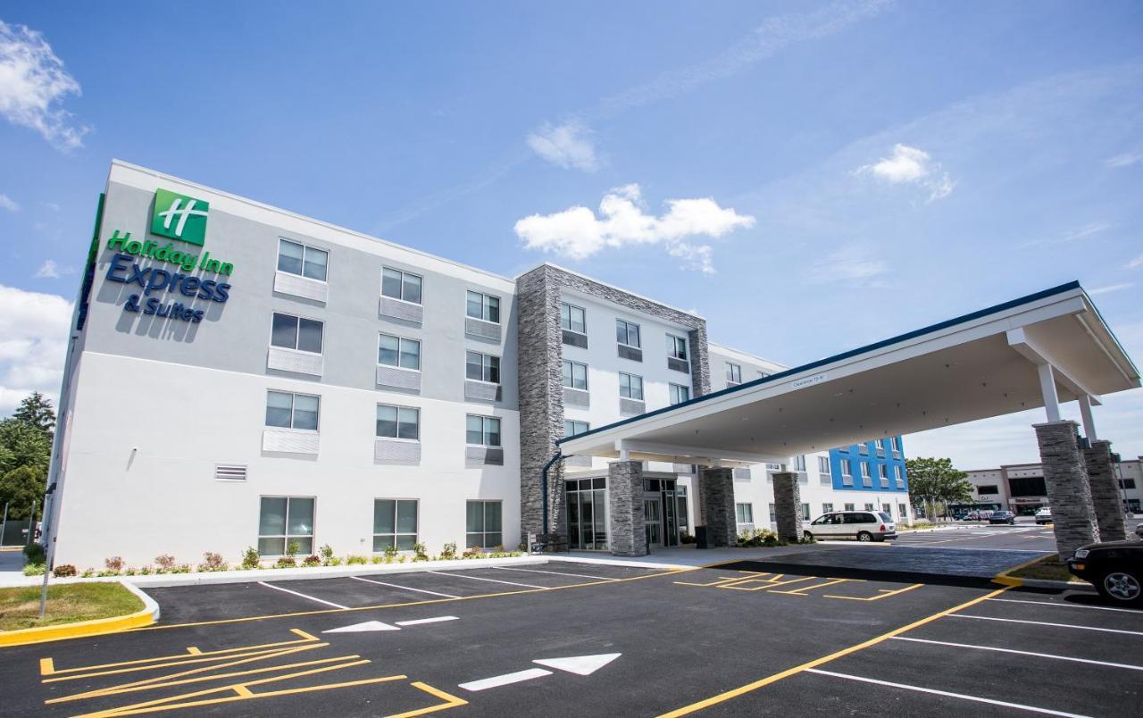 Holiday Inn Express & Suites Rehoboth Beach By Ihg Exterior photo