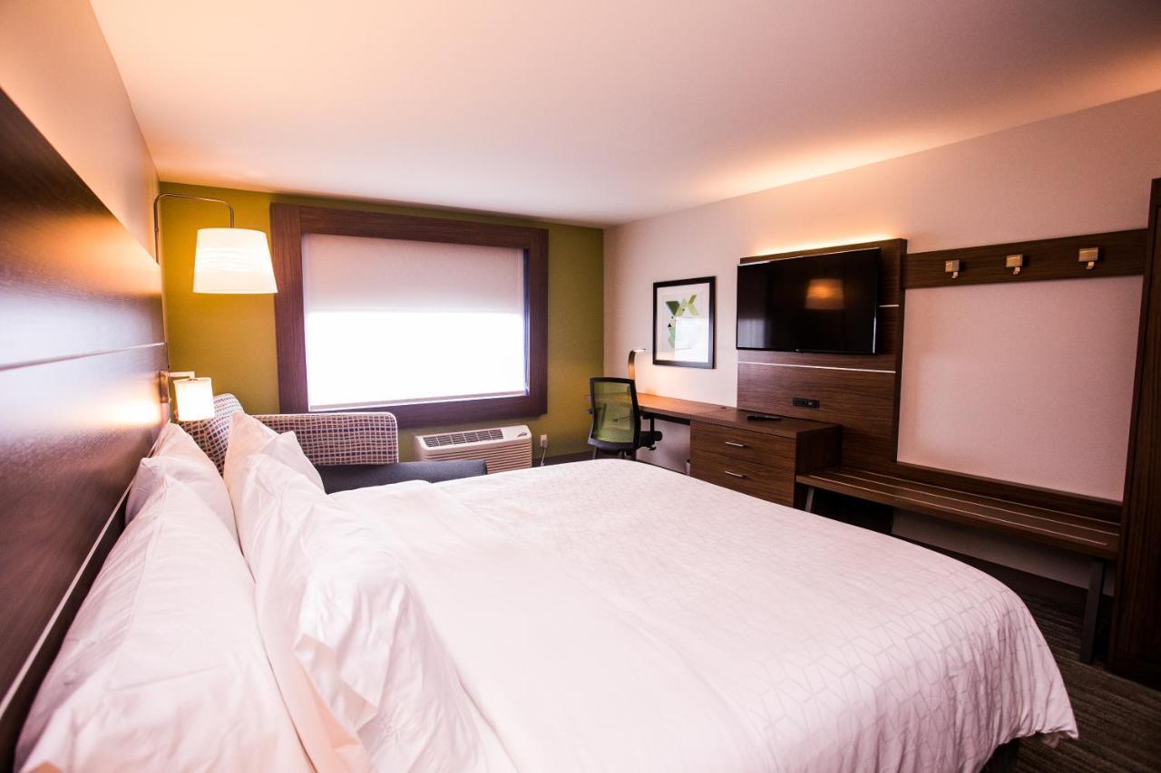 Holiday Inn Express & Suites Rehoboth Beach By Ihg Exterior photo