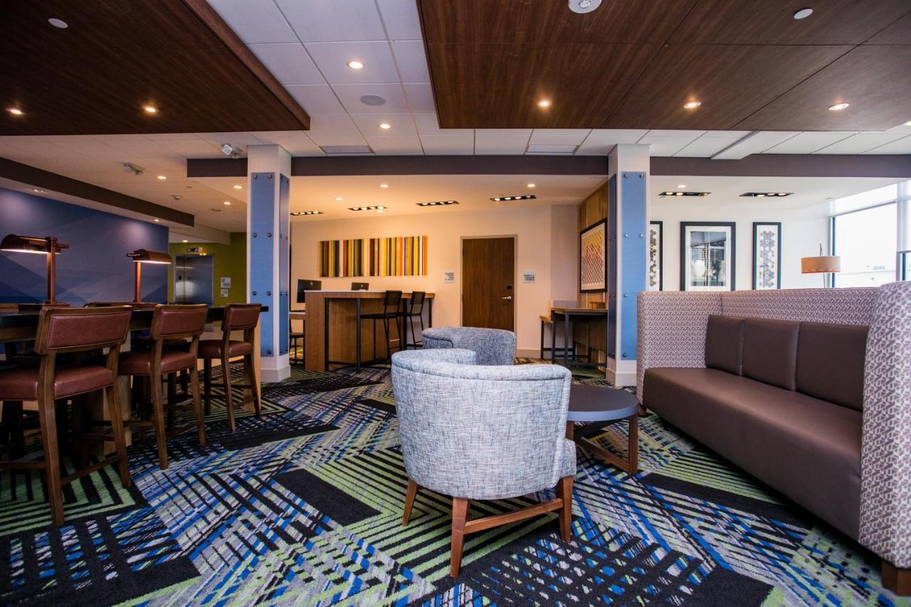 Holiday Inn Express & Suites Rehoboth Beach By Ihg Exterior photo