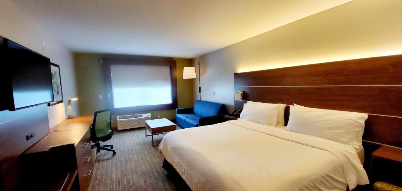 Holiday Inn Express & Suites Rehoboth Beach By Ihg Exterior photo